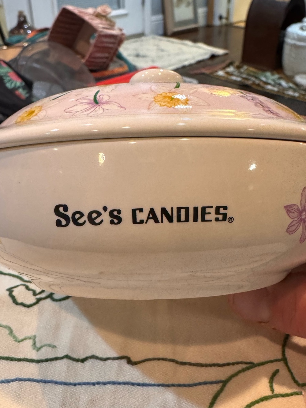 Vintage 1989-90’s Sees candies, sweet Blossom ceramic candy dish with lid